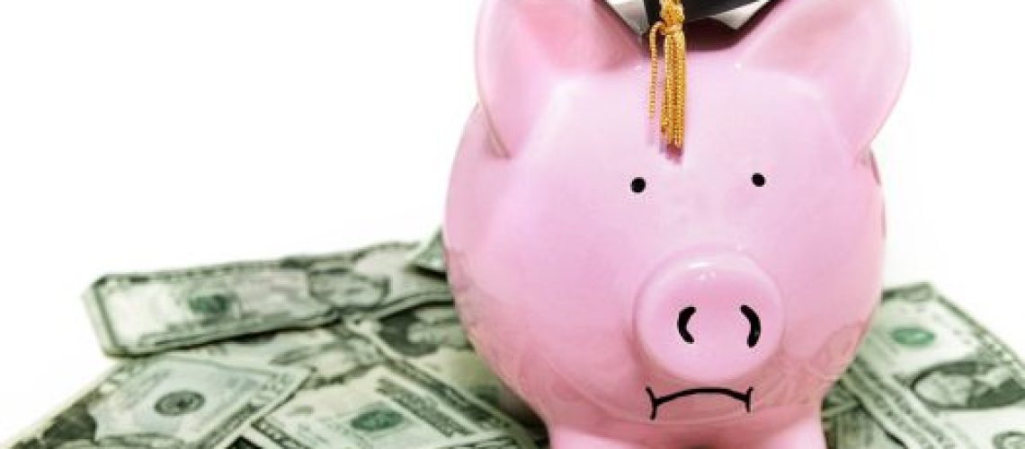 Top 8 Tips for Taking Out a Student Loan